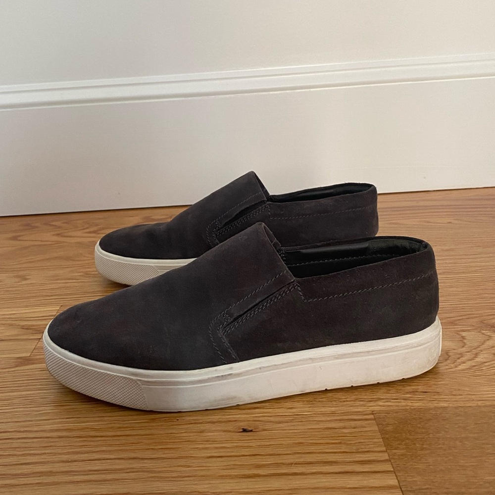VINCE Slip On Sneakers